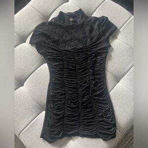 Forever 21 lace ruched shirt